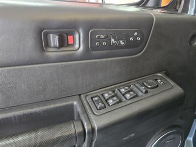 2005 Hummer H2 Base 4DR SUV 4WD   - Photo 25 - Hamilton, OH 45015