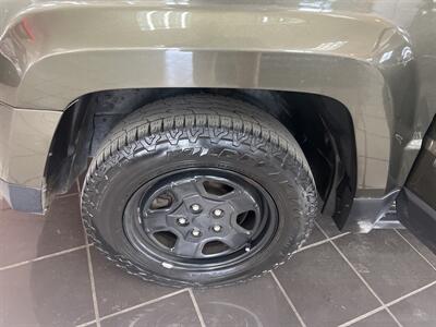 2016 Jeep Patriot Sport 4DR SUV   - Photo 15 - Hamilton, OH 45015