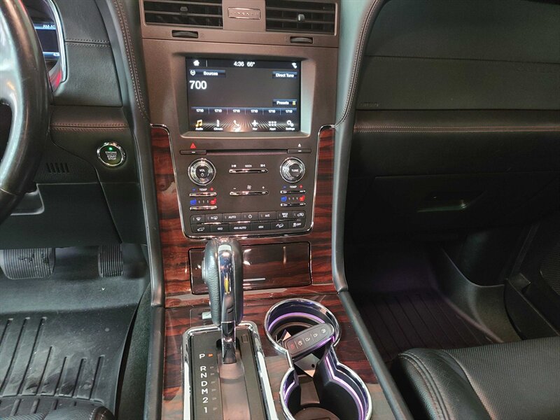 2017 Lincoln Navigator L Reserve 4DR SUV 4X4 photo
