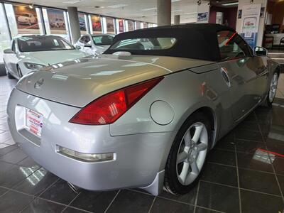 2005 Nissan 350Z Touring 2DR ROADSTER   - Photo 7 - Hamilton, OH 45015