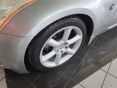 2005 Nissan 350Z Touring 2DR ROADSTER   - Photo 35 - Hamilton, OH 45015