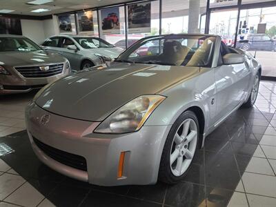 2005 Nissan 350Z Touring 2DR ROADSTER   - Photo 1 - Hamilton, OH 45015