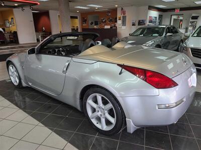 2005 Nissan 350Z Touring 2DR ROADSTER   - Photo 15 - Hamilton, OH 45015