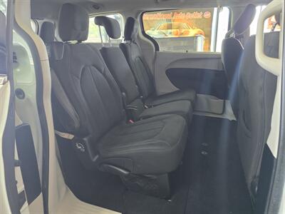 2018 Chrysler Pacifica Touring Plus MINI-VAN - Photo 16 - Hamilton, OH 45015