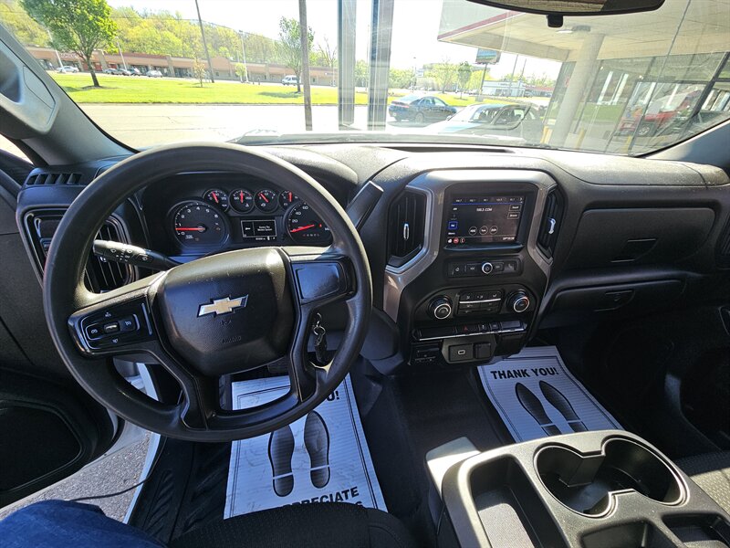 2020 Chevrolet Silverado 3500 Work Truck 2DR REGULAR CAB/V8 photo
