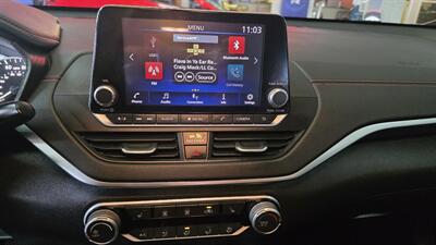 2022 Nissan Altima 2.5 SR 4DR SEDAN   - Photo 15 - Hamilton, OH 45015