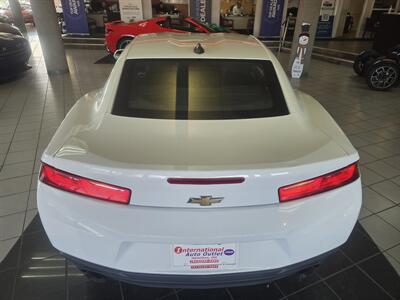 2017 Chevrolet Camaro LT   - Photo 26 - Hamilton, OH 45015