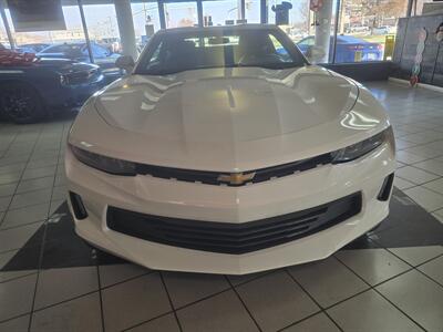 2017 Chevrolet Camaro LT   - Photo 2 - Hamilton, OH 45015