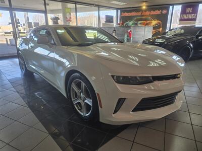 2017 Chevrolet Camaro LT   - Photo 3 - Hamilton, OH 45015