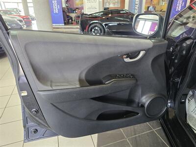 2010 Honda Fit Base 4DR HATCHBACK/5-SPEED   - Photo 7 - Hamilton, OH 45015