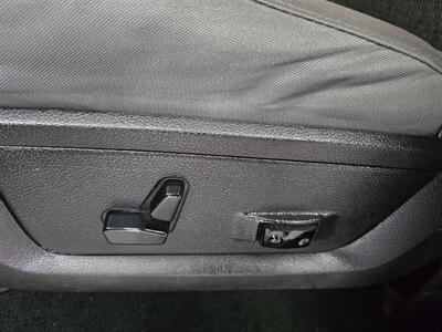 2016 RAM 1500 Outdoorsman 4DR CREW CAB 4X4/V8 - Photo 18 - Hamilton, OH 45015