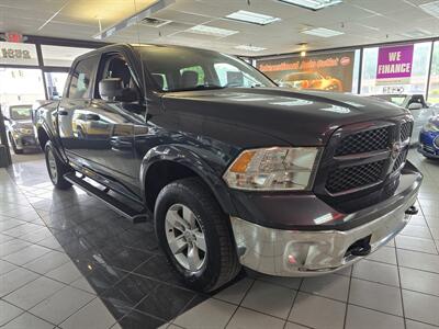 2016 RAM 1500 Outdoorsman 4DR CREW CAB 4X4/V8 - Photo 3 - Hamilton, OH 45015
