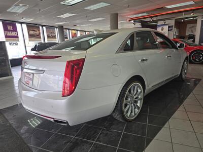 2016 Cadillac XTS Luxury 4DR SEDAN   - Photo 4 - Hamilton, OH 45015