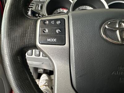 2013 Toyota Tacoma V6  4DR DOUBLE CAB 4X4   - Photo 24 - Hamilton, OH 45015