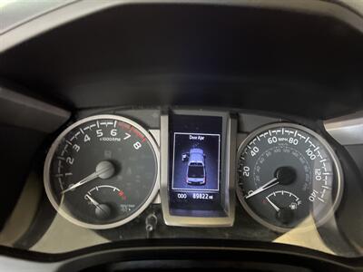 2020 Toyota Tacoma SR5 V6 4DR DOUBLE CAB - Photo 12 - Hamilton, OH 45015