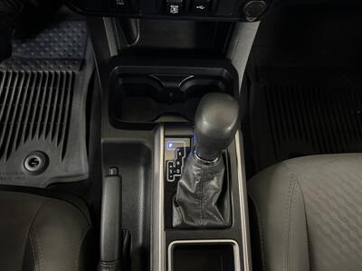 2020 Toyota Tacoma SR5 V6 4DR DOUBLE CAB - Photo 18 - Hamilton, OH 45015