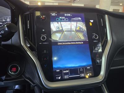 2021 Subaru Outback Premium 4DR SUV AWD   - Photo 24 - Hamilton, OH 45015