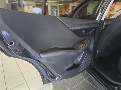 2021 Subaru Outback Premium 4DR SUV AWD   - Photo 10 - Hamilton, OH 45015