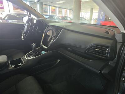 2021 Subaru Outback Premium 4DR SUV AWD   - Photo 13 - Hamilton, OH 45015