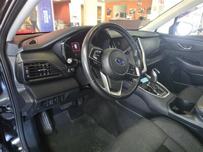 2021 Subaru Outback Premium 4DR SUV AWD   - Photo 8 - Hamilton, OH 45015