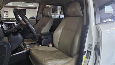 2011 Toyota 4Runner Limited 4DR SUV 4X4   - Photo 10 - Hamilton, OH 45015