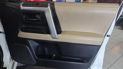 2011 Toyota 4Runner Limited 4DR SUV 4X4   - Photo 34 - Hamilton, OH 45015