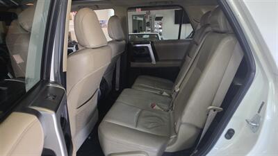 2011 Toyota 4Runner Limited 4DR SUV 4X4   - Photo 25 - Hamilton, OH 45015