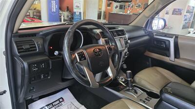 2011 Toyota 4Runner Limited 4DR SUV 4X4   - Photo 11 - Hamilton, OH 45015