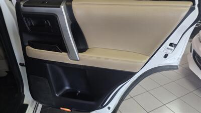 2011 Toyota 4Runner Limited 4DR SUV 4X4   - Photo 30 - Hamilton, OH 45015