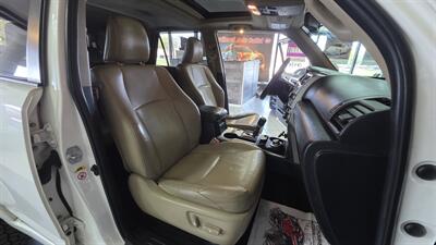 2011 Toyota 4Runner Limited 4DR SUV 4X4   - Photo 32 - Hamilton, OH 45015