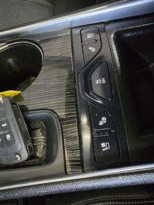 2017 Chevrolet Impala Premier 4DR SEDAN   - Photo 21 - Hamilton, OH 45015