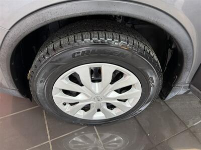 2016 Nissan Rogue S 4DR CROSSOVER   - Photo 28 - Hamilton, OH 45015