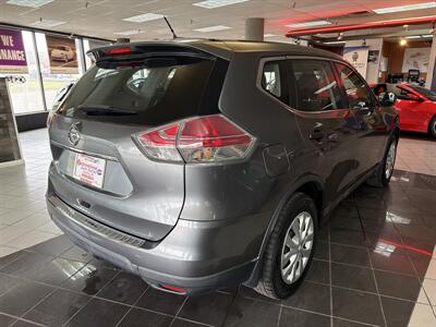 2016 Nissan Rogue S 4DR CROSSOVER   - Photo 6 - Hamilton, OH 45015