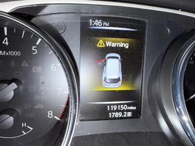 2016 Nissan Rogue S 4DR CROSSOVER   - Photo 13 - Hamilton, OH 45015