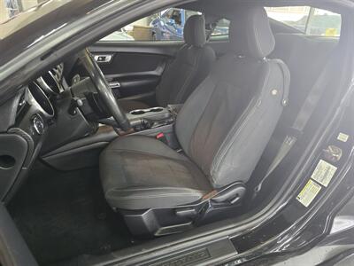 2019 Ford Mustang EcoBoost   - Photo 9 - Hamilton, OH 45015