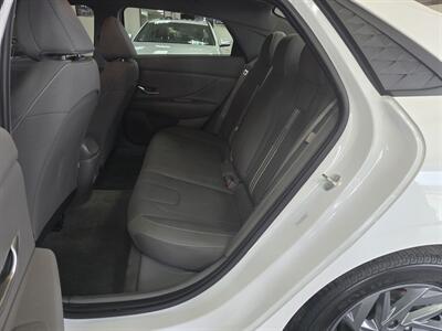 2024 Hyundai ELANTRA SEL - Photo 12 - Hamilton, OH 45015