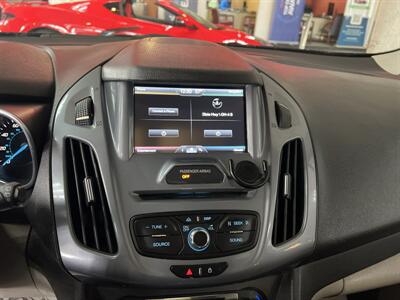 2015 Ford Transit Connect Titanium 4DR MINI-VAN   - Photo 14 - Hamilton, OH 45015