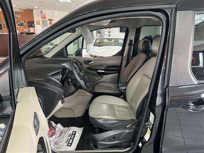 2015 Ford Transit Connect Titanium 4DR MINI-VAN   - Photo 8 - Hamilton, OH 45015