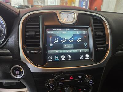 2022 Chrysler 300 Series Touring L 4DR SEDAN - Photo 22 - Hamilton, OH 45015