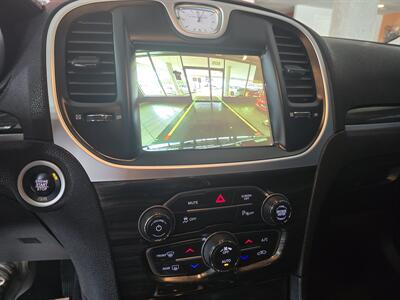 2022 Chrysler 300 Series Touring L 4DR SEDAN - Photo 20 - Hamilton, OH 45015