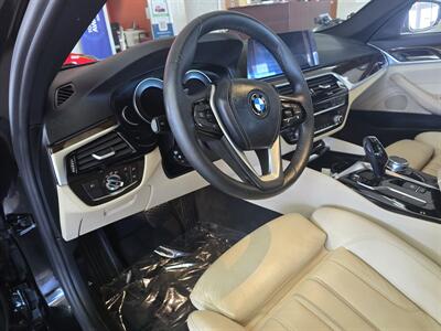 2017 BMW 530i 4DR SEDAN - Photo 8 - Hamilton, OH 45015