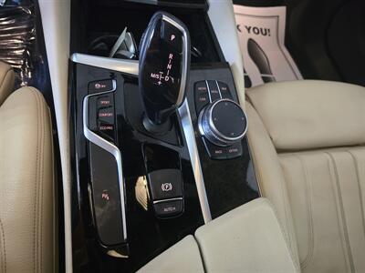 2017 BMW 530i 4DR SEDAN - Photo 19 - Hamilton, OH 45015