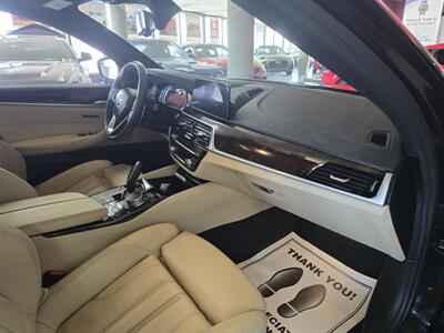 2017 BMW 530i 4DR SEDAN - Photo 14 - Hamilton, OH 45015