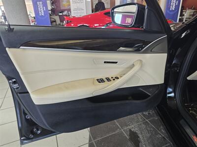 2017 BMW 530i 4DR SEDAN - Photo 7 - Hamilton, OH 45015