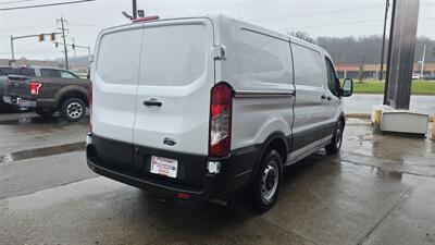 2022 Ford Transit 150 3DR SWB LOW ROOF CARGO VAN   - Photo 6 - Hamilton, OH 45015