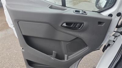 2022 Ford Transit 150 3DR SWB LOW ROOF CARGO VAN   - Photo 18 - Hamilton, OH 45015