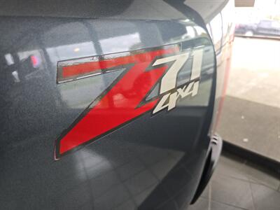 2010 Chevrolet Silverado 1500 LT EXTENDED CAB 4X4 - Photo 24 - Hamilton, OH 45015