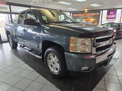 2010 Chevrolet Silverado 1500 LT EXTENDED CAB 4X4 - Photo 3 - Hamilton, OH 45015