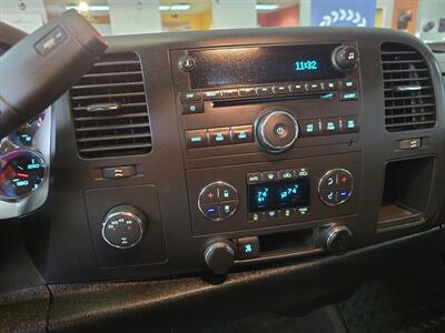 2010 Chevrolet Silverado 1500 LT EXTENDED CAB 4X4 - Photo 17 - Hamilton, OH 45015