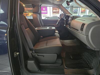 2011 Chevrolet Silverado 1500 LS 4DR EXTENDED CAB   - Photo 14 - Hamilton, OH 45015